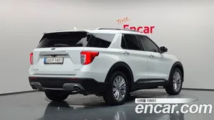 Ford Explorer, 2022 — миниатюра 2