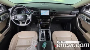 Ford Explorer, 2022 — миниатюра 10