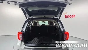 Ford Explorer, 2022 — миниатюра 26