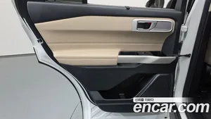 Ford Explorer, 2022 — миниатюра 15