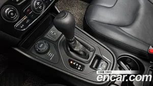 Jeep Cherokee, 2018 — миниатюра 12