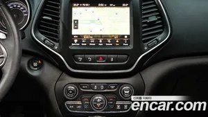Jeep Cherokee, 2018 — миниатюра 19