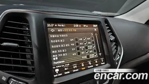 Jeep Cherokee, 2018 — миниатюра 21