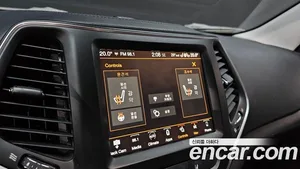 Jeep Cherokee, 2018 — миниатюра 22