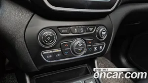 Jeep Cherokee, 2018 — миниатюра 29