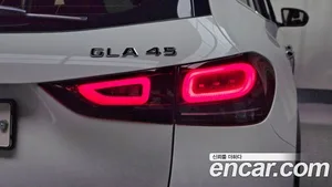 Mercedes-Benz GLA-Class, 2022 — миниатюра 8