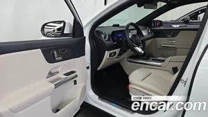 Mercedes-Benz EQA, 2025 — миниатюра 13