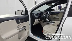 Mercedes-Benz EQA, 2025 — миниатюра 13