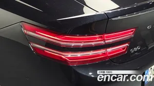 Genesis G80, 2022 — миниатюра 8