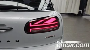Mini Clubman, 2022 — миниатюра 8