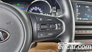 Kia Carnival, 2017 — миниатюра 22