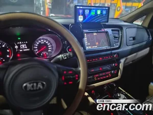 Kia Carnival, 2015 — миниатюра 13