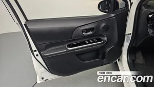 Toyota Prius, 2019 — миниатюра 14