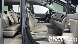 Kia Carnival, 2017 — миниатюра 11