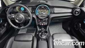Mini Cooper, 2021 — миниатюра 9