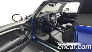 Mini Cooper, 2021 — миниатюра 12