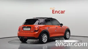 Mini Cooper, 2021 — миниатюра 2