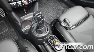 Mini Cooper, 2021 — миниатюра 12