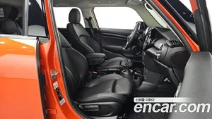 Mini Cooper, 2021 — миниатюра 13