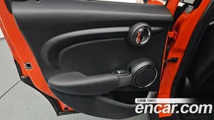 Mini Cooper, 2021 — миниатюра 15