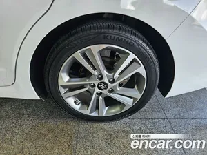Hyundai Avante, 2017 — миниатюра 5