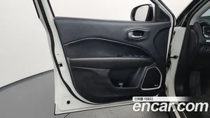 Jeep Compass, 2019 — миниатюра 14
