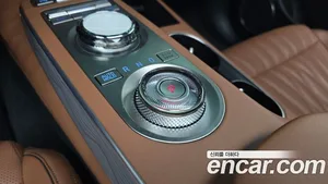 Genesis GV70, 2023 — миниатюра 11