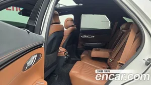 Genesis GV70, 2023 — миниатюра 17