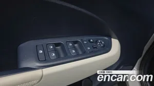 Hyundai Venue, 2022 — миниатюра 17