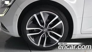 Renault SM6, 2016 — миниатюра 5