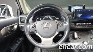 Lexus CT200h, 2017 — миниатюра 13