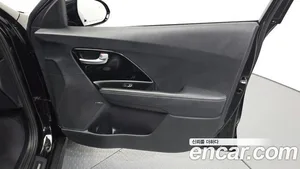 Kia Niro, 2021 — миниатюра 14