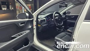 Kia Stonic, 2019 — миниатюра 13