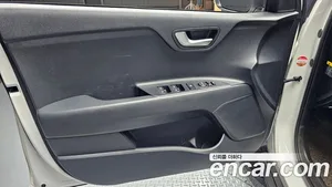 Kia Stonic, 2019 — миниатюра 14