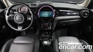 Mini Cooper, 2021 — миниатюра 10