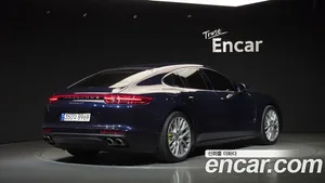 Porsche Panamera, 2017 — миниатюра 2