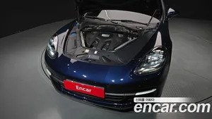 Porsche Panamera, 2017 — миниатюра 6