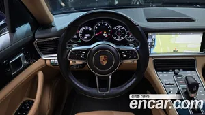 Porsche Panamera, 2017 — миниатюра 13