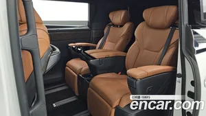 Toyota Alphard, 2024 — миниатюра 17