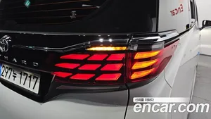 Toyota Alphard, 2024 — миниатюра 8