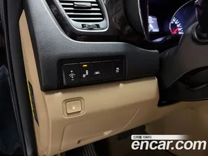 Kia Carnival, 2018 — миниатюра 13