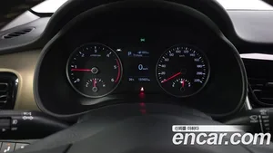 Kia Stonic, 2019 — миниатюра 8