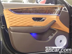 Bentley Flying Spur, 2023 — миниатюра 11