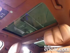 Bentley Flying Spur, 2023 — миниатюра 17