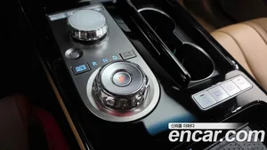 Genesis G80, 2024 — миниатюра 12