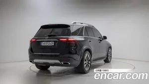 Mercedes-Benz GLE-Class, 2024 — миниатюра 4