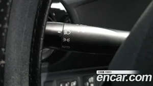 Toyota Prius, 2018 — миниатюра 26