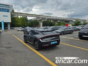 Kia EV6, 2023 — миниатюра 4