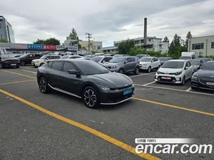 Kia EV6, 2023 — миниатюра 8