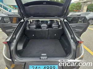 Kia EV6, 2023 — миниатюра 11
